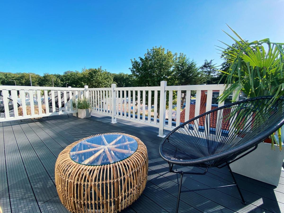 Luxurious Historical Loft Close To The Beach!! Wassenaar Bagian luar foto
